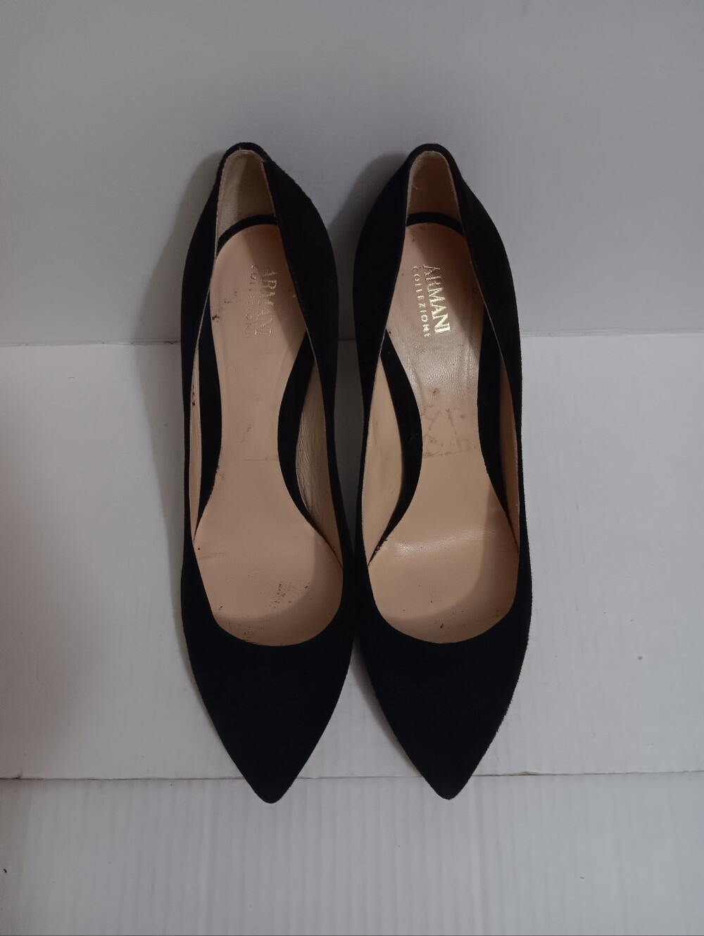 ARMANI COLLEZIONI BLACK SUEDE POINTED-TOE PUMPS